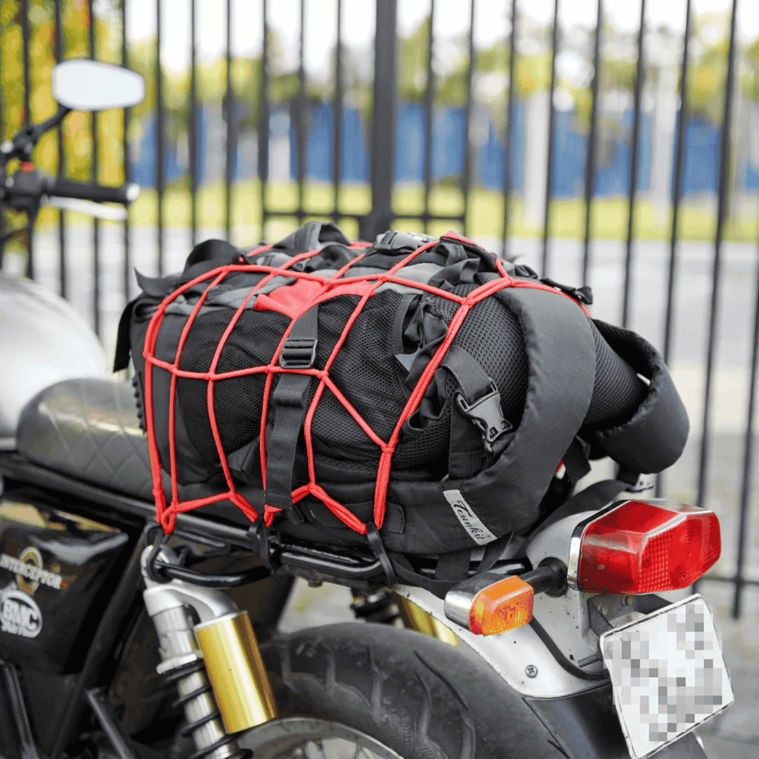 Motorcycle Luggage Stretch Net with Hooks – Red – 15×15 Inch