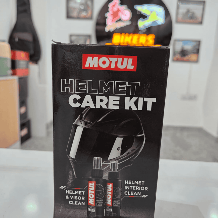 Motul Helmet Care Kit – Visor & Interior Cleaner Spray (100ml × 2)
