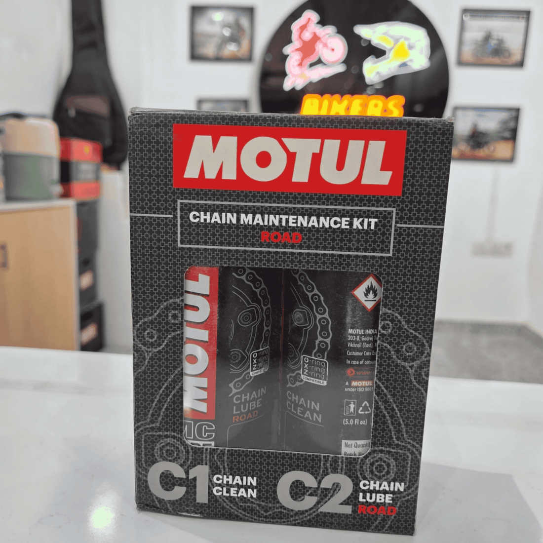 Motul Chain Maintenance Kit – C1 Chain Cleaner & C2 Chain Lube (150ml Each)